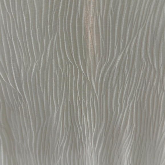 Beautiful Tory Burch size 10 Blouse with liner - Picture 4 of 5